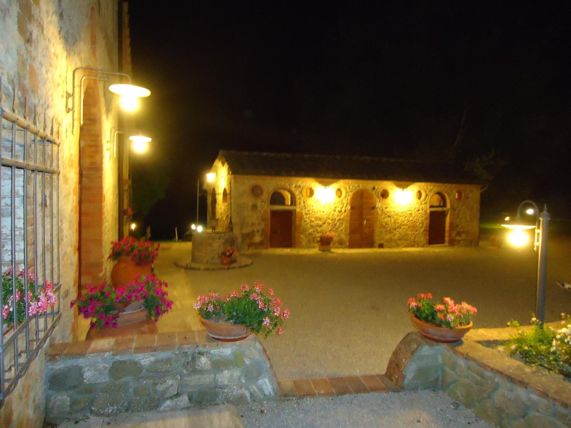 Podere La Chiusella B&B Rapolano Terme Exteriör bild